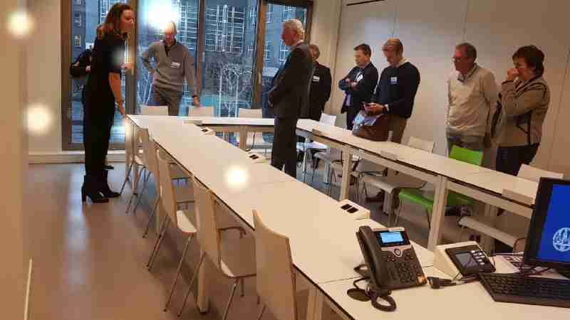 Op woensdag 28 maart waren we met de www.NVIH.nl te gast bij de Campus Den Haag van de Universiteit Leiden. Met dank aan Studio Leon Thier en StudioLEFT die verantwoordelijk zijn voor het gehele interieurontwerp., tags: leiden - youtube